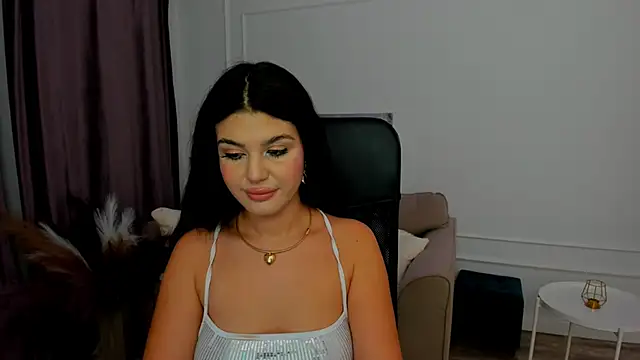 Snapshot of AlluringAriel chatting on 01.25.25 AlluringAriel online show from 01.25.25