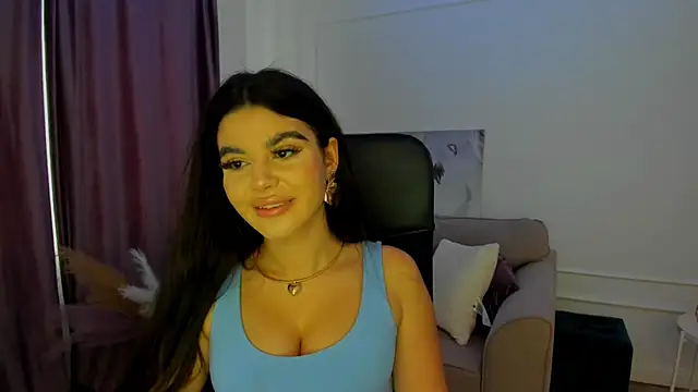 Snapshot of AlluringAriel chatting on 02.01.25 AlluringAriel online show from 02.01.25