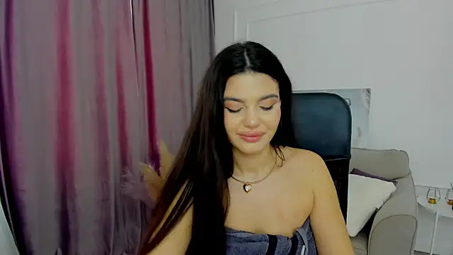 Snapshot of AlluringAriel chatting on 02.27.25 AlluringAriel online show from 02.27.25