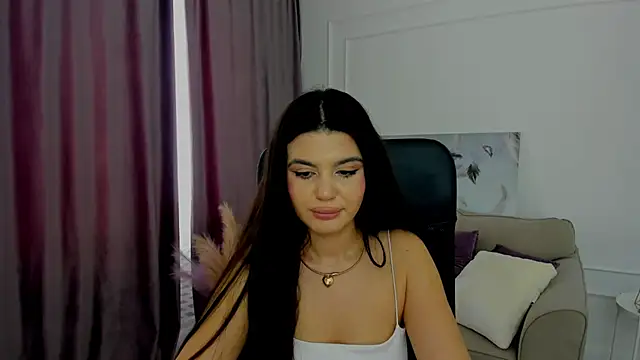 Snapshot of AlluringAriel chatting on 02.28.25 AlluringAriel online show from 02.28.25