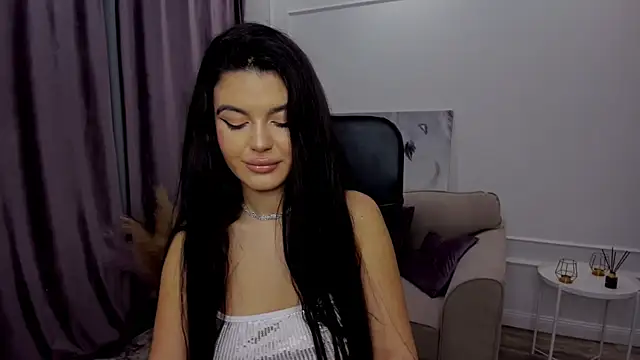 Snapshot of AlluringAriel chatting on 02.28.25 AlluringAriel online show from 02.28.25