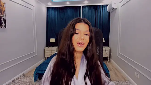 Snapshot of AlluringAriel chatting on 03.07.25 AlluringAriel online show from 03.07.25