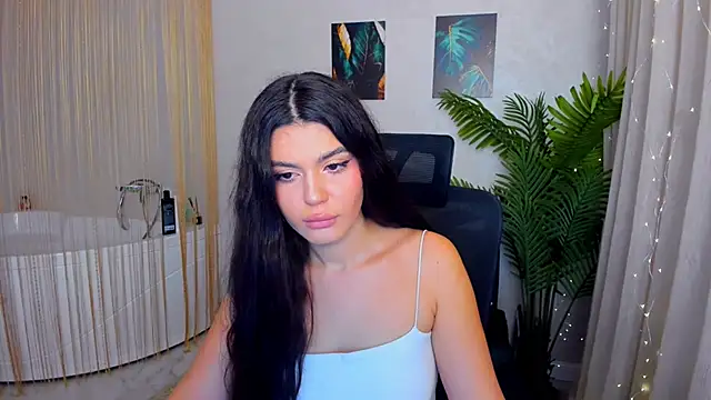 Snapshot of AlluringAriel chatting on 03.09.25 AlluringAriel online show from 03.09.25