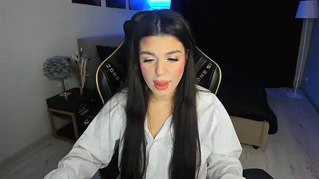 Snapshot of AlluringAriel chatting on 11.20.25 AlluringAriel online show from 11.20.25