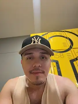 adam-rivera online show from 07.11.26