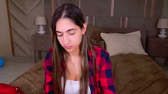 Teresa Stane online show from 02.05.25