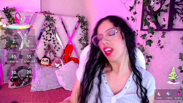 Aurora Brownn online show from 12.02.25