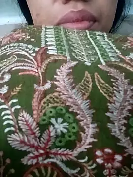 Haniya-143 online show from 11.24.25