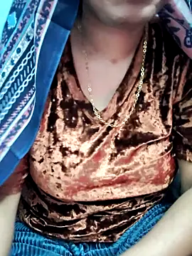 Snapshot of Haniya-143 chatting on 01.16.26 Haniya-143 online show from 01.16.26