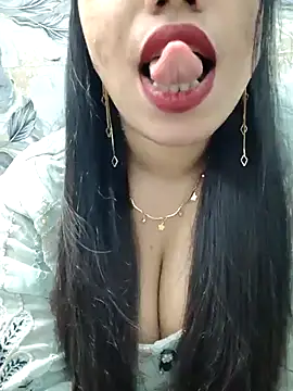 Snapshot of Haniya-143 chatting on 03.23.26 Haniya-143 online show from 03.23.26