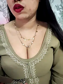 Snapshot of Haniya-143 chatting on 04.04.26 Haniya-143 online show from 04.04.26