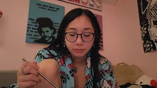 tokyobaby online show from 02.11.25