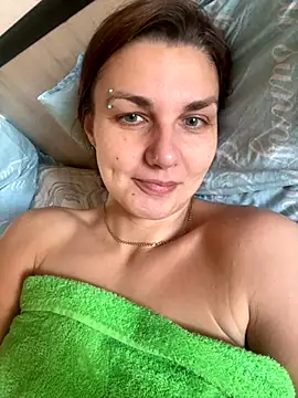 Snapshot of Magic__smile chatting on 10.24.25 Magic smile online show from 10.24.25