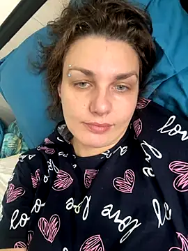 Snapshot of Magic__smile chatting on 11.11.25 Magic smile online show from 11.11.25