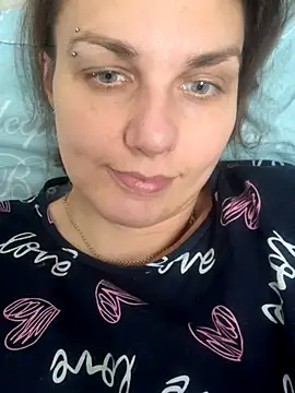 Snapshot of Magic__smile chatting on 11.27.25 Magic smile online show from 11.27.25