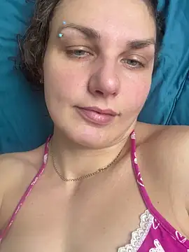 Snapshot of Magic__smile chatting on 12.22.25 Magic smile online show from 12.22.25