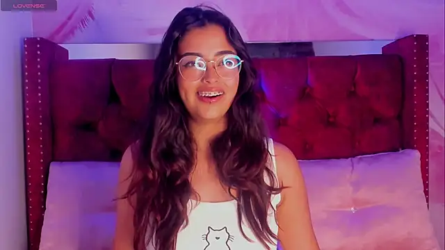 Ariana Pierce online show from 03.12.25