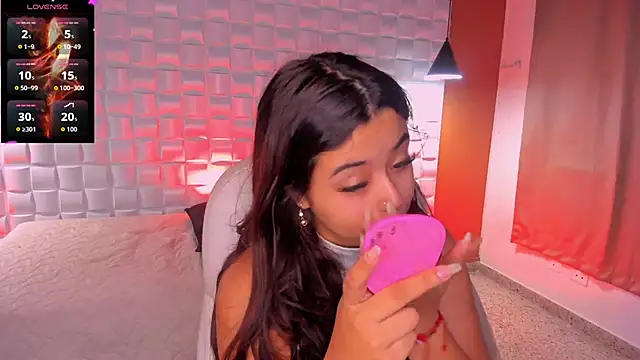 Ariana Pierce online show from 10.02.25