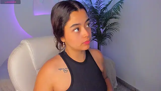 Ariana Pierce online show from 10.23.25