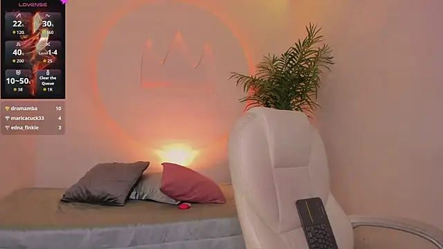 Ariana Pierce online show from 11.30.25