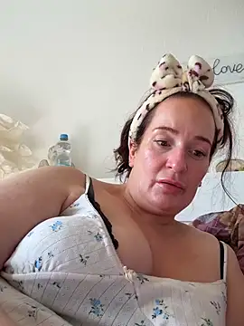 Engel mia online show from 04.11.26