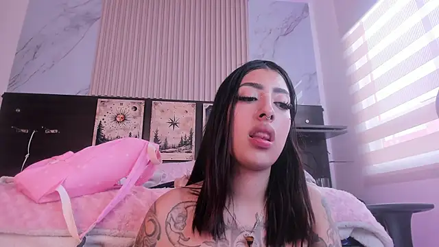 misscheelsee online show from 02.05.25