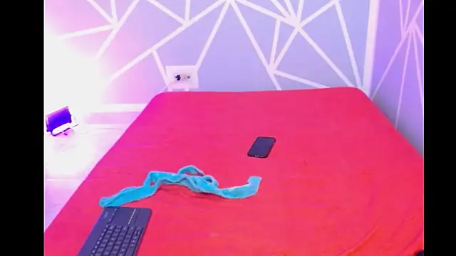 sara17  online show from 03.13.25