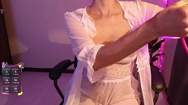 Snapshot of Lia_madame chatting on 01.12.26 Lia madame online show from 01.12.26