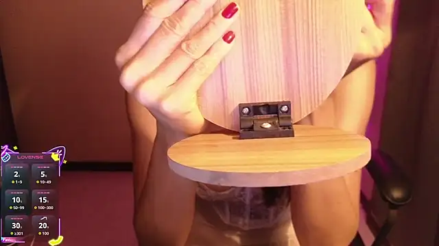 Snapshot of Lia_madame chatting on 03.04.26 Lia madame online show from 03.04.26