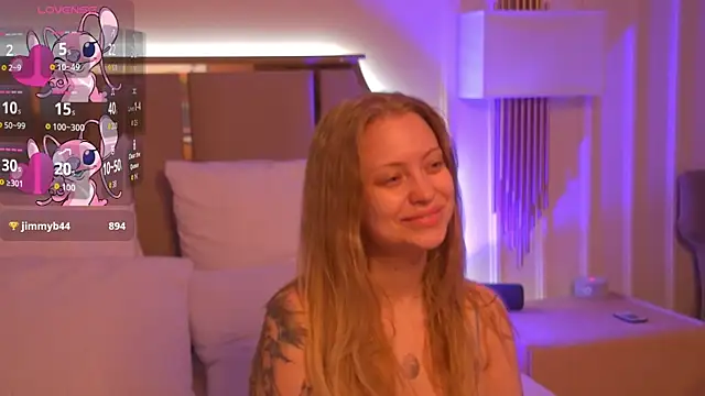 DorisHell online show from 10.31.25