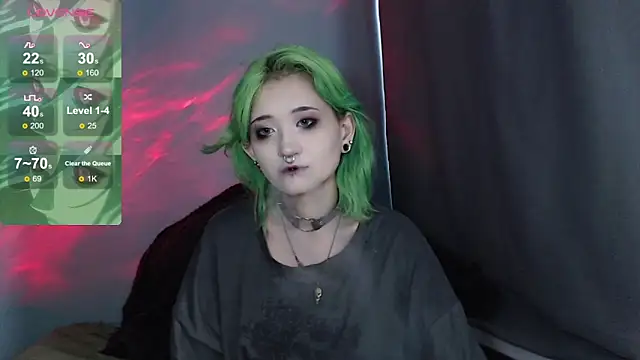 Snapshot of Milten-Trish chatting on 10.31.25 Milten-Trish online show from 10.31.25