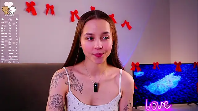 Snapshot of FalineDowlen chatting on 02.23.26 FalineDowlen online show from 02.23.26