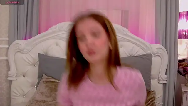 Snapshot of EvansMilana chatting on 01.17.25 EvansMilana online show from 01.17.25