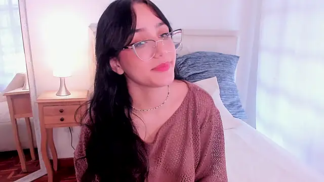 Snapshot of jaade_evergreen chatting on 12.27.24 jaade evergreen online show from 12.27.24