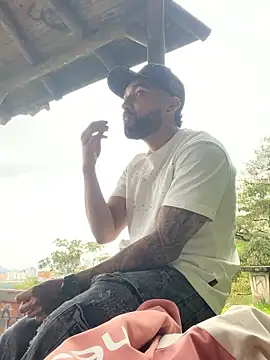 Snapshot of Sweet_and_caramel chatting on 01.31.26 Sweet and caramel online show from 01.31.26