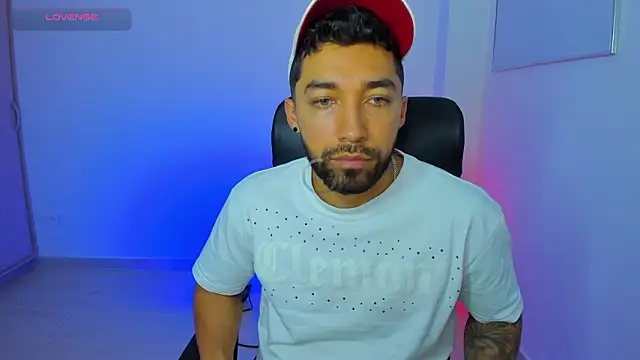 Snapshot of Sweet_and_caramel chatting on 02.03.26 Sweet and caramel online show from 02.03.26