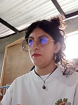 LoveElectra online show from 05.26.26