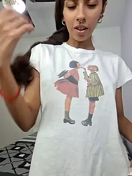 Jazmin-Cerezita online show from 01.10.25