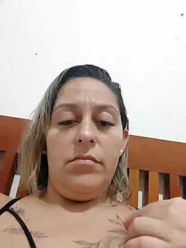 Snapshot of baixinhaloira chatting on 12.27.24 baixinhaloira online show from 12.27.24