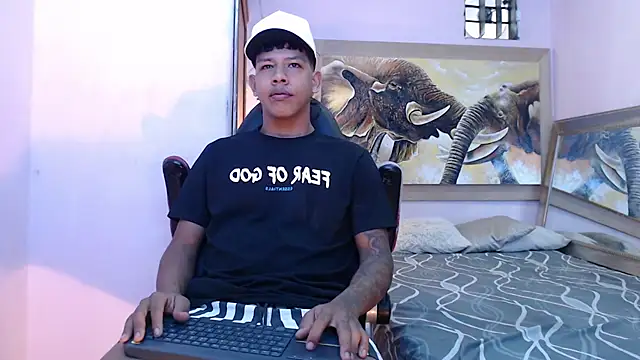 Snapshot of mr_stiven_ chatting on 03.23.25 mr stiven  online show from 03.23.25