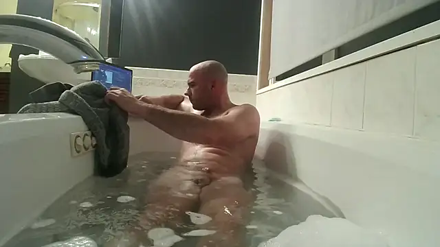 Snapshot of Nickj630 chatting on 12.02.25 Nickj630 online show from 12.02.25