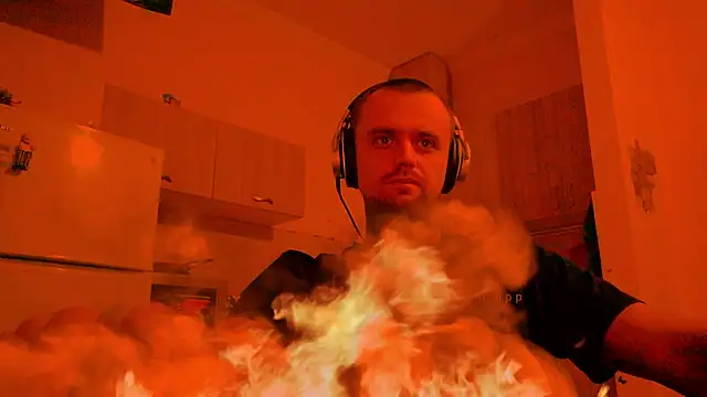 Snapshot of HappyZebra13 chatting on 03.20.25 HappyZebra13 online show from 03.20.25