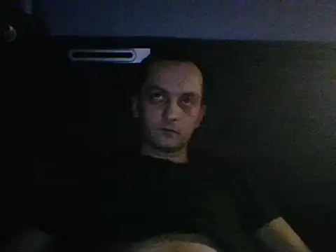 Snapshot of Kondzio chatting on 03.11.25 Kondzio online show from 03.11.25