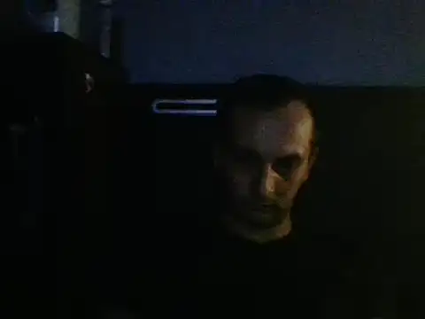 Snapshot of Kondzio chatting on 03.11.25 Kondzio online show from 03.11.25