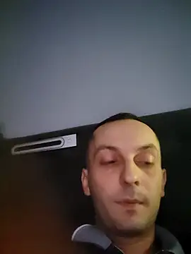 Snapshot of Kondzio chatting on 09.16.25 Kondzio online show from 09.16.25