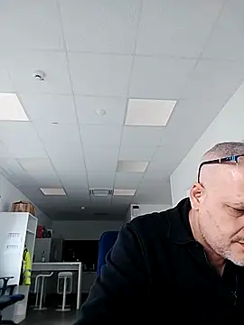 Husoban online show from 10.28.25