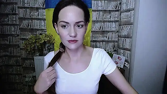 Snapshot of Lina_Star_S chatting on 11.11.25 Lina Star S online show from 11.11.25