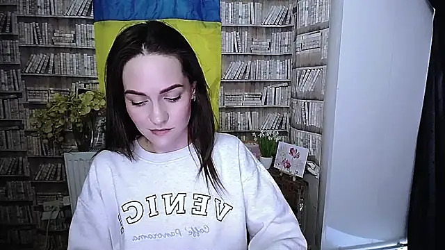 Snapshot of Lina_Star_S chatting on 11.15.25 Lina Star S online show from 11.15.25