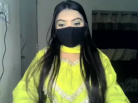 Snapshot of ishi_Beauty chatting on 03.02.26 ishi Beauty online show from 03.02.26