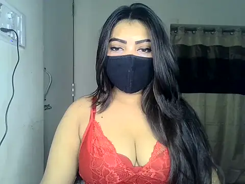 Snapshot of ishi_Beauty chatting on 03.12.26 ishi Beauty online show from 03.12.26